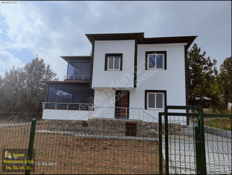 AVGADI YAYLASINDA SATILIK VİLLA ERDEMLİ (ERDEMLİKOMİSYONSUZ) resmi