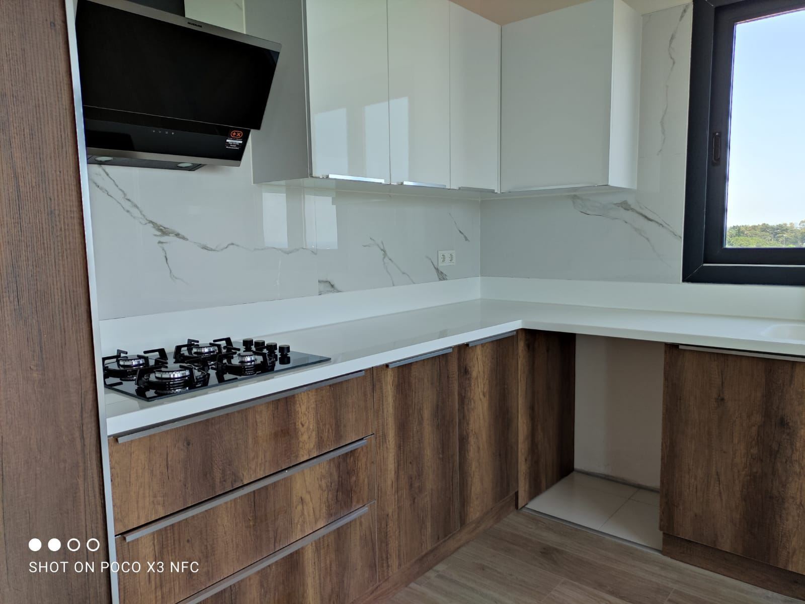 ERDEMLİKOMİSYONSUZ 3+1 SATILIK DAİRE ERDEMLİ 0.69 KONUT KREDİSİNE UYGUN resmi