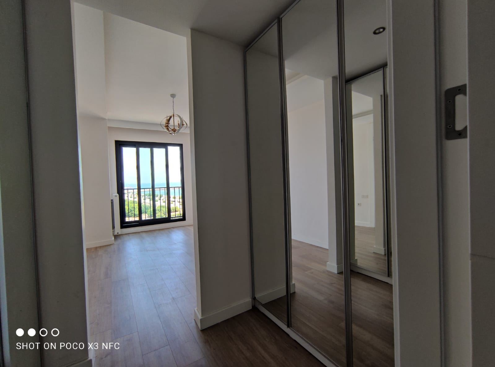 ERDEMLİKOMİSYONSUZ 3+1 SATILIK DAİRE ERDEMLİ 0.69 KONUT KREDİSİNE UYGUN resmi