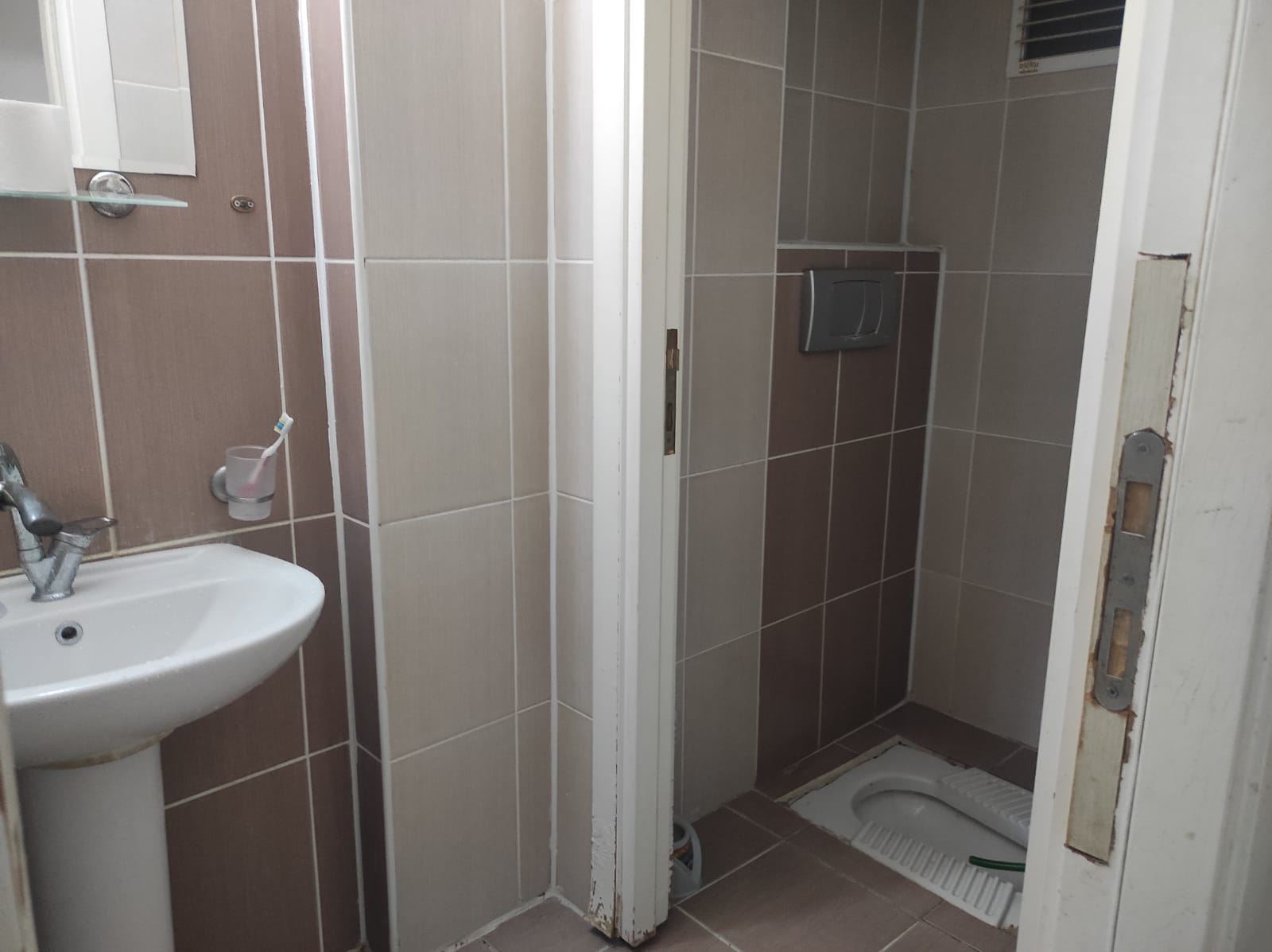 ERDEMLİKOMİSYONSUZ 3+1 SATILIK DAİRE ERDEMLİ resmi