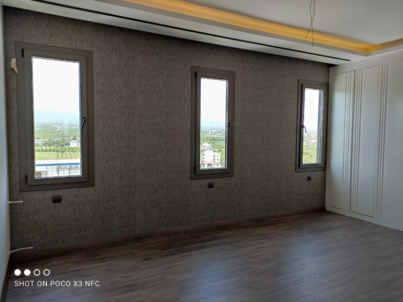 ERDEMLİKOMİSYONSUZ 4+1 SATILIK DAİRE ERDEMLİ resmi