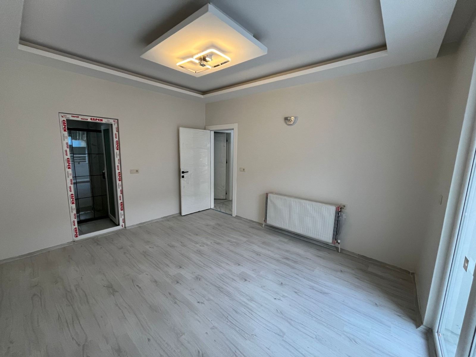SAHİBİNDEN YENİ YAPI FERAH LÜKS 3.5+1 DAİRE   resmi