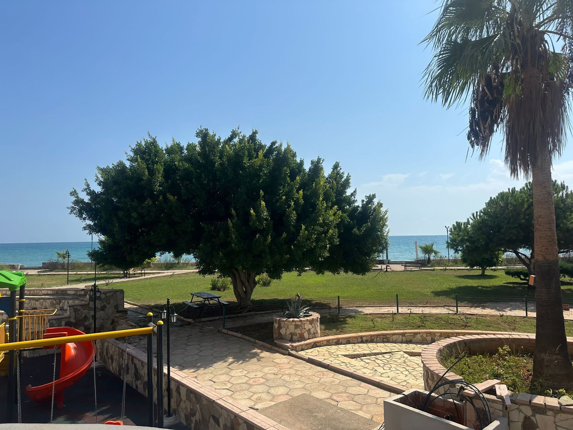 SATILIK DENİZE SIFIR YAZLIK 3+1 LİMONLU (LEMAS) ERDEMLİ MERSİN  resmi