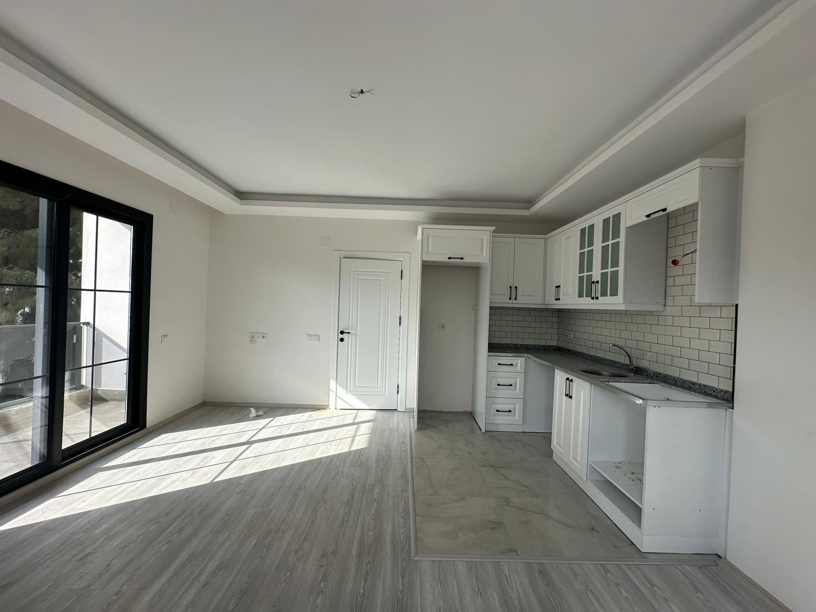 SATILIK DAİRE 1+1 ALATA ERDEMLİ MERSİN  resmi