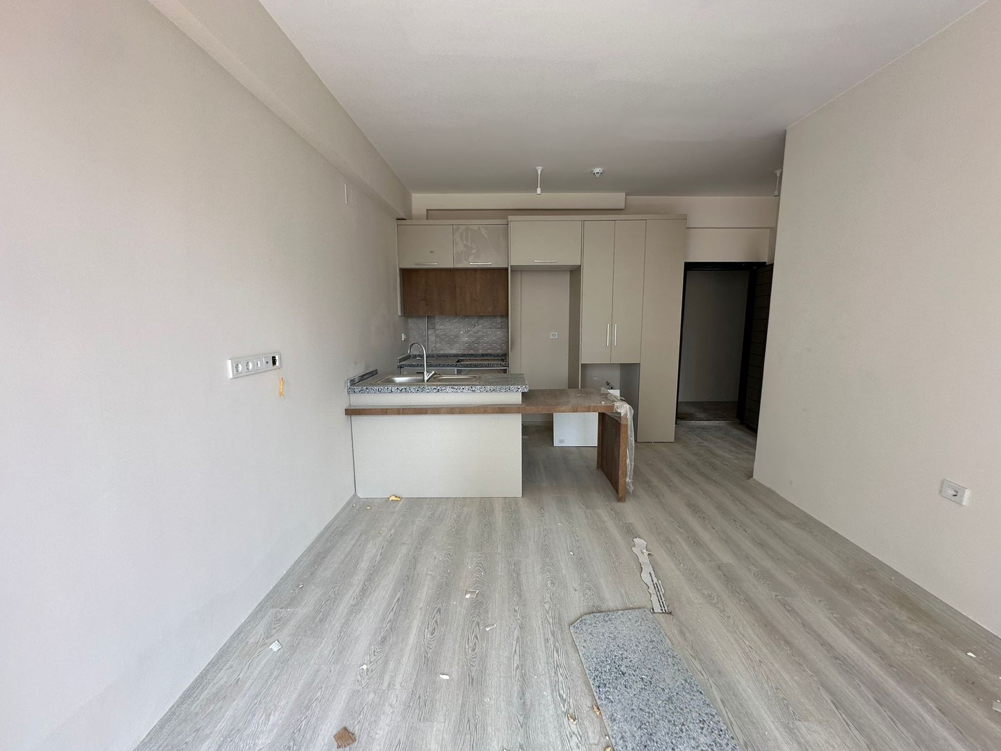 SATILIK 1+1 SIFIR DAİRE AKDENİZ MERKEZ ERDEMLİ resmi