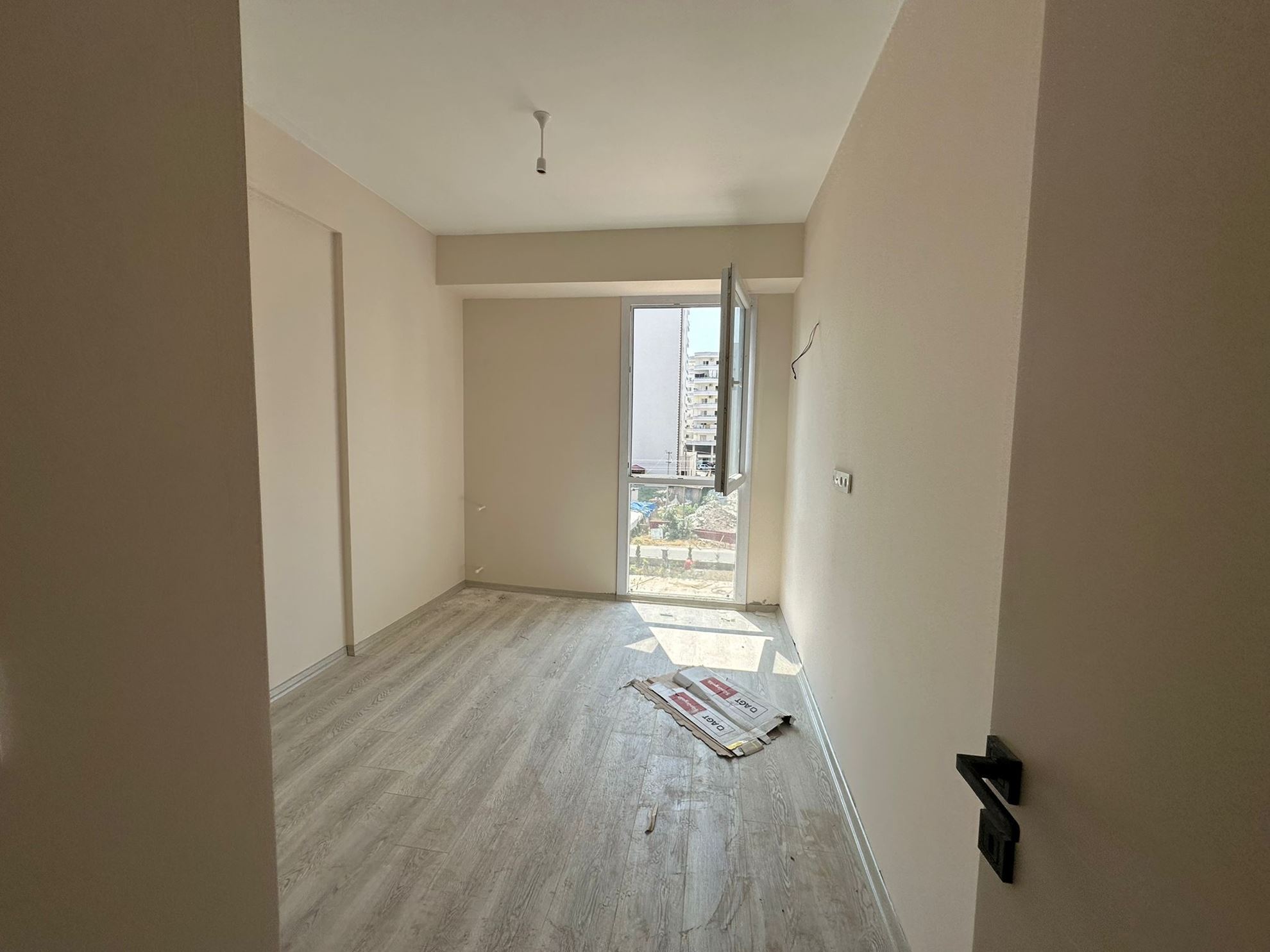 SATILIK 1+1 SIFIR DAİRE AKDENİZ MERKEZ ERDEMLİ resmi