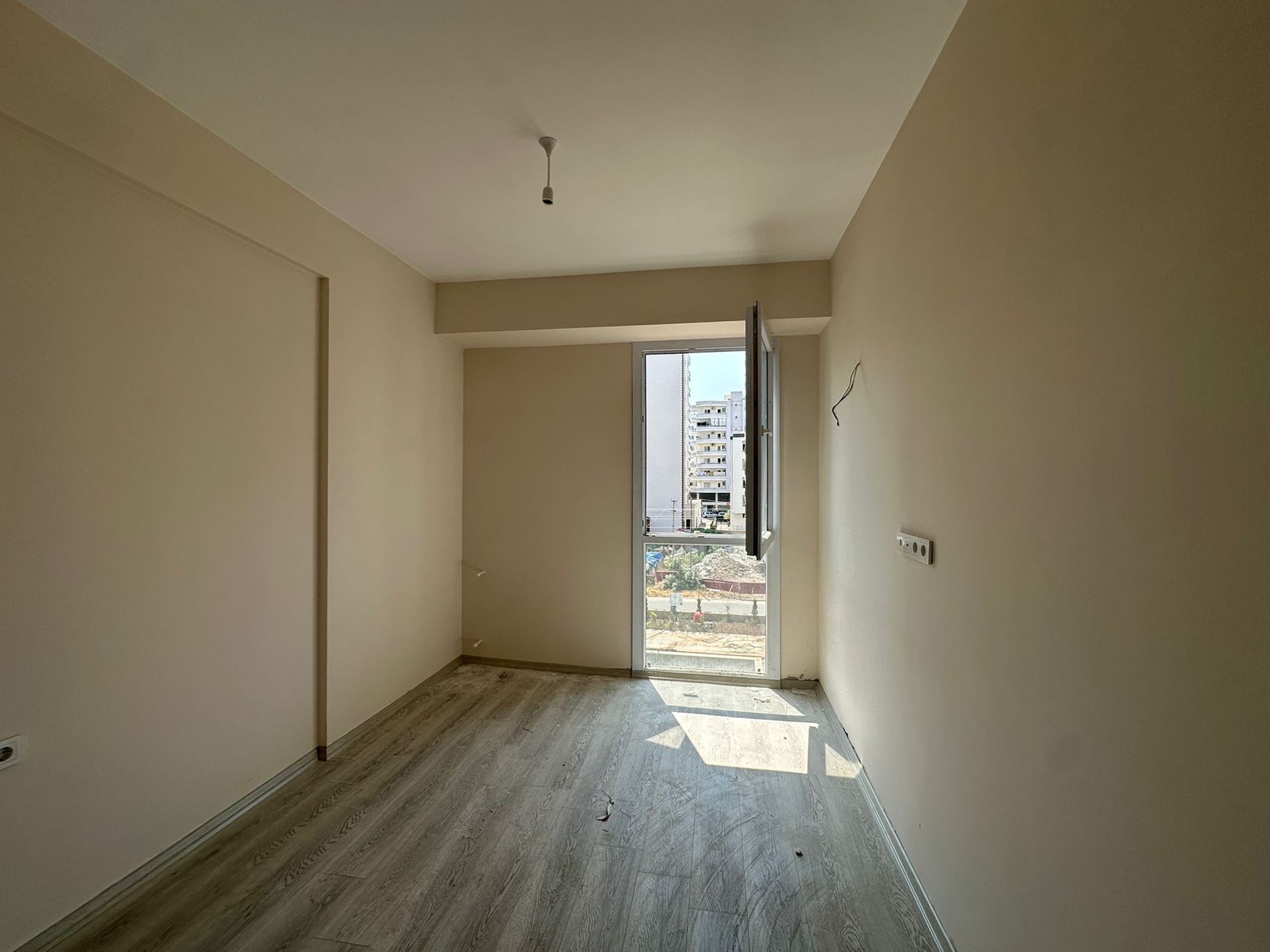 SATILIK 1+1 SIFIR DAİRE AKDENİZ MERKEZ ERDEMLİ resmi